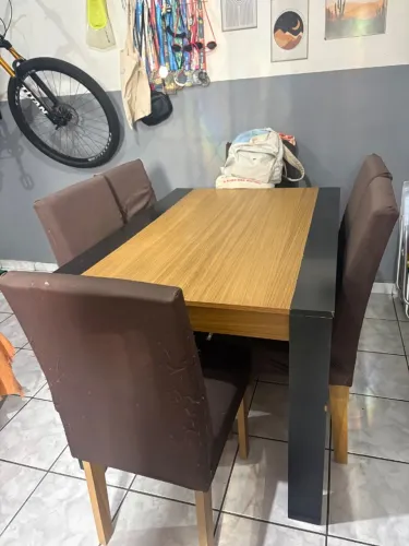 Mesa de jantar 6 lugares