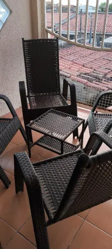 Vendo conjunto de terraço semi-novo.