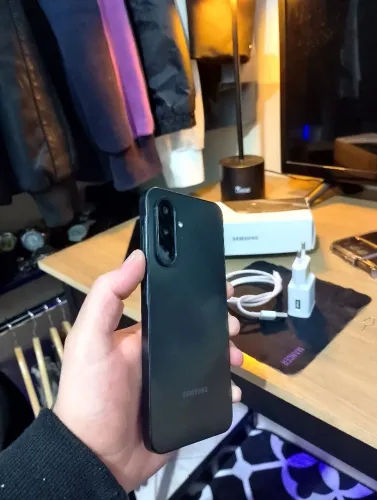 Samsung a17 novo na caixa