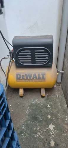 Compressor de ar de pstão da DeWalt