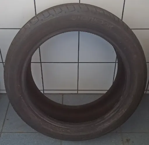 Pneu Hankook Ventus S1 evo2 225/45 R17 91W ? Seminovo (50km)