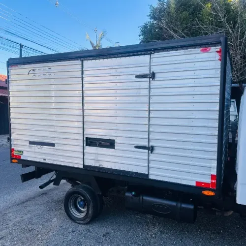 BAÚ PARA KIA BONGO E HR - PRONTO PARA INSTALAR!