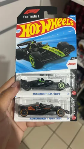 2 Hotwheels F1