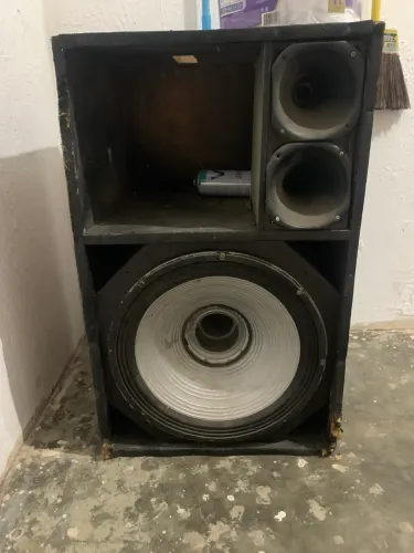 Vendo caixa de som automotiva
