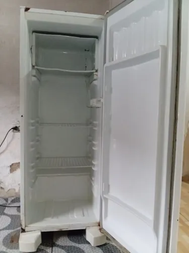 Geladeira Esmaltec 230L - Gela e Congela Perfeitamente