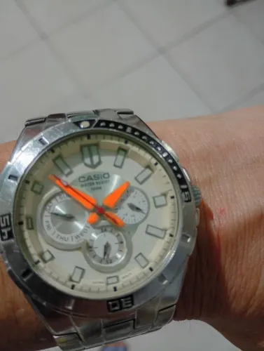 Relógio casio analogico
