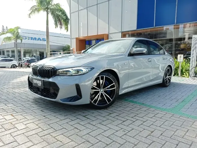 BMW 320I A 2.0 TB M Sport Activeflex 16V 4P 2024