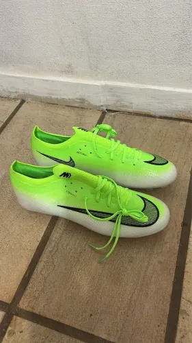 Nike mercurial vapor 
