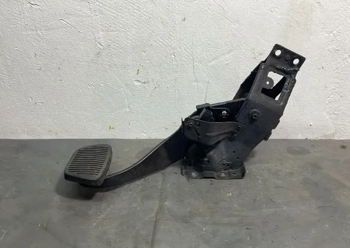 pedal de freio camaro 2012