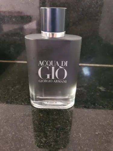 Perfume Acqua Di Gio Parfum 125ml (tem por volta de 100-105ml)