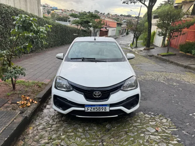 Toyota Etios X Sedan 1.5 Flex 16V 4P Mec. 2020