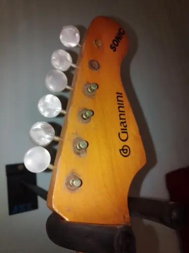 Guitarra Giannini retrô, relíquia !
