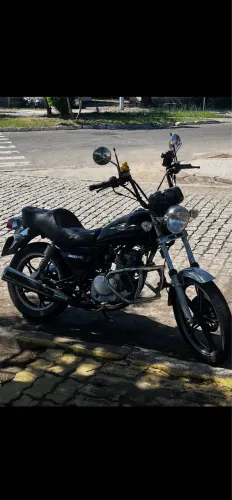 Vendo Suzuki Intruder 125 (2015/2016)
