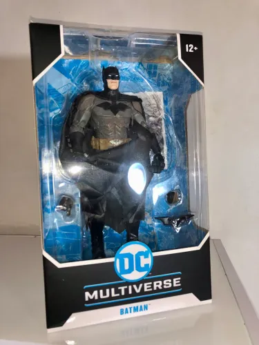 Batman Noel McFarlane uniforme preto