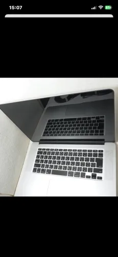 Macbook pro 15 inch i7 16gb