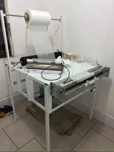 Máquina de fabricar fraldas