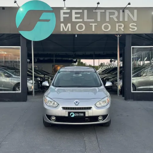 Renault Fluence Sedan Privilège 2.0 16V Flex AUT 2013