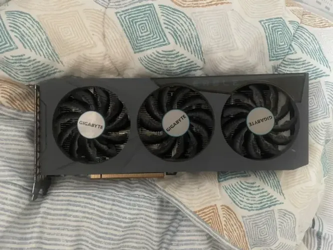 RX 6600 GIGABYTE EAGLE 8GB