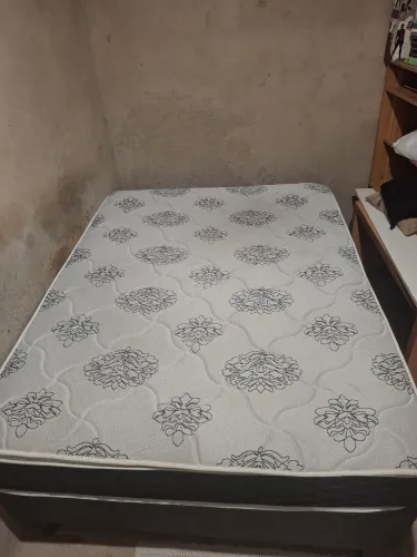 Colchão Box Casal (3 Meses de Uso)