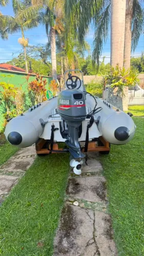 Bote Inflável em excelente estado 
