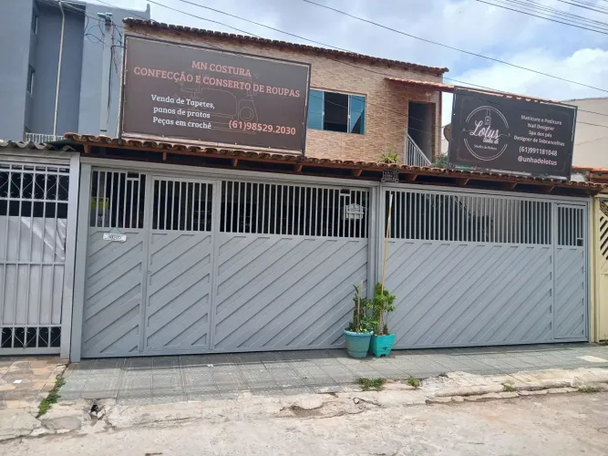 Venda de casa sobrado em samambaia 