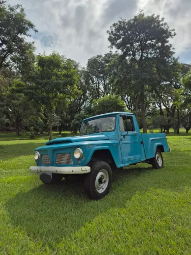 Ford F-75 4X4 2.3 1974