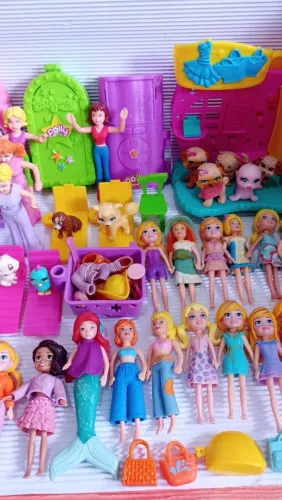 Lote de Polly pocket e acessórios