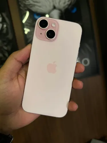 iPhone 15 rosa 