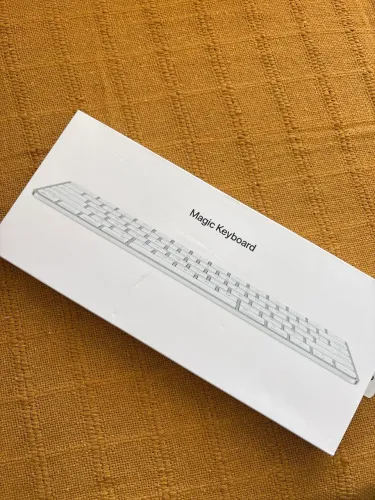 Apple Teclado Magic Keyboard 