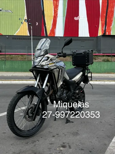 XRE SAHARA 300 2024/2025