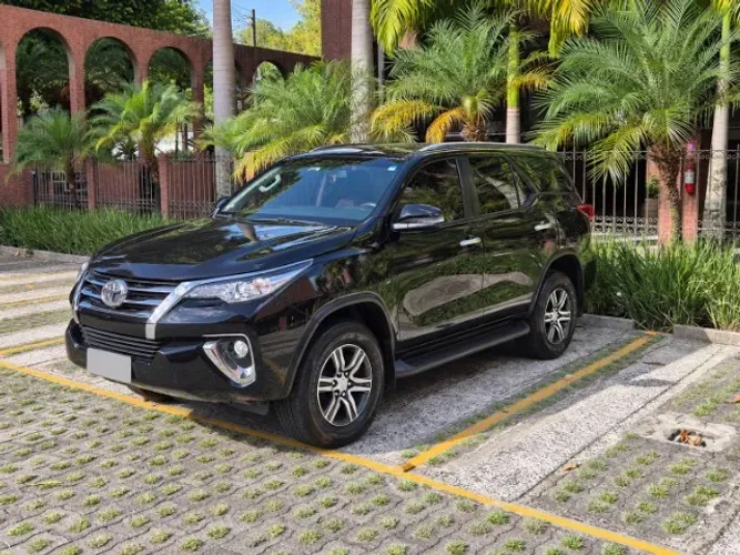 Toyota Hilux SW4 SRV 4X2 2.7 Flex 16V Aut. 2019