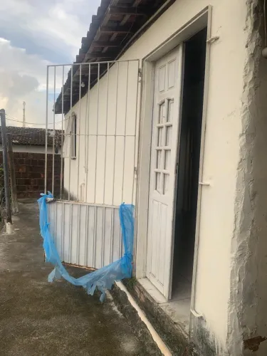 Alugo casa em Nova Descoberta/Alto treze de maio 