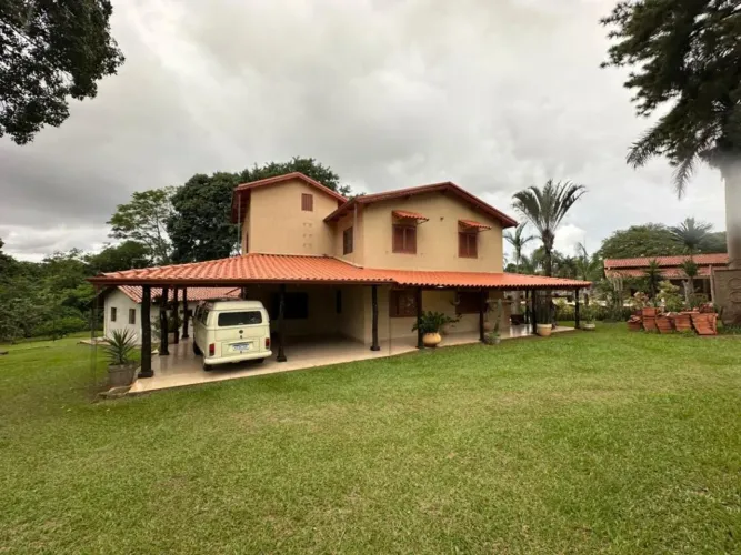 Chácara - Av. Graças Aranha - Buriti Sereno