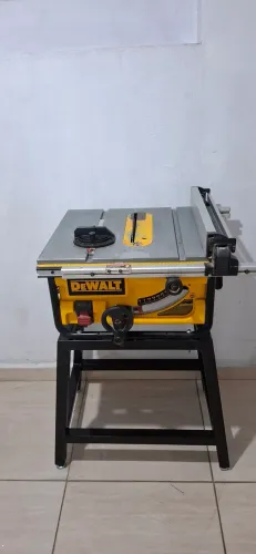 Serra de Bancada DeWalt Modelo: DW745-B2 (Tipo 3)