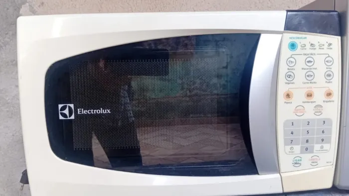 Microondas electrolux 20l