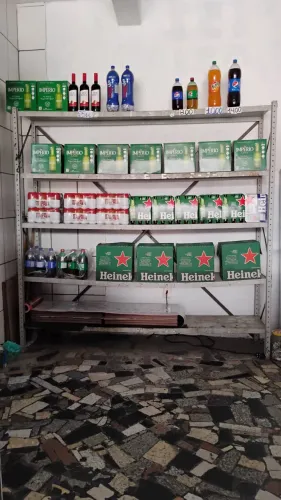 ESTANTE EM AÇO