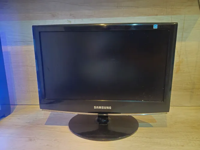 ? MONITOR SAMSUNG 15,6" WIDESCREEN ? FUNCIONANDO! ?