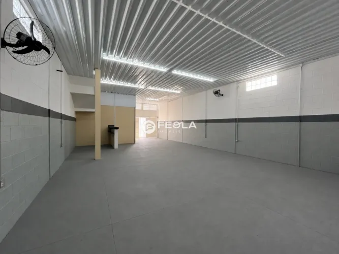 Salão à venda e para alugar em Americana, Jardim Esplanada, com 104 m²