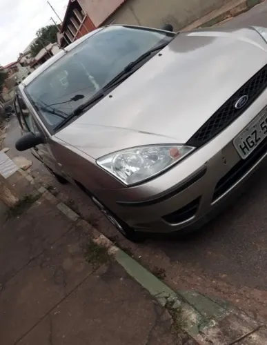 Ford Focus 1.6 S/se/se Plus Flex 8v/16v 5P 2008