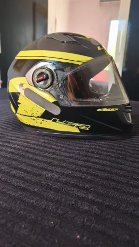 Capacete LS2