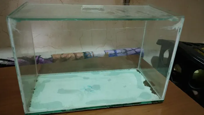 Vendo aquário pequeno