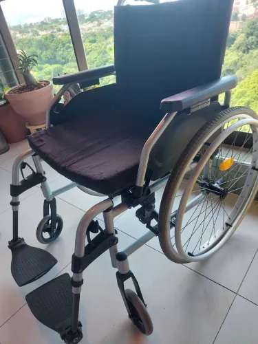 Cadeira de Rodas Ottobock Start M1 - Muito Conservada<br>