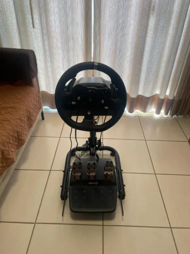 Logitech G920 + Suporte SPRO V3 Extreme SimRacing (Xbox e PC)