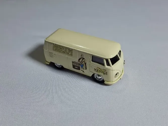 Miniatura Kombi Nestlé Nesfafé 1:55 Corgi VW Transporter Van Corujinha Furgão