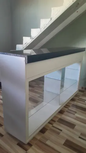 Balcão de loja semi-novo