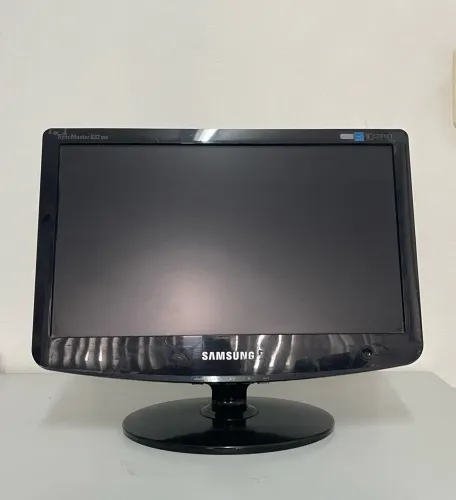Monitor Samsung SyncMaster 15,6?