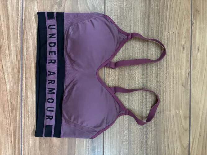 top vinho M under armour
