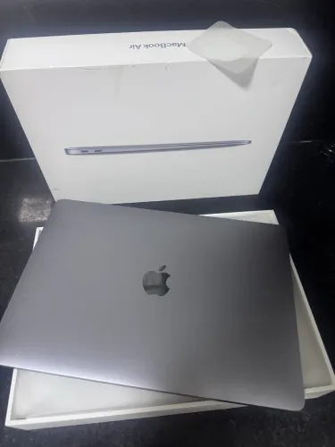 MacBook R$ 4.000,00