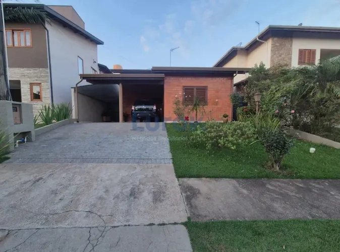 Casa térrea à venda no Condomínio Terras do Oriente, Valinhos