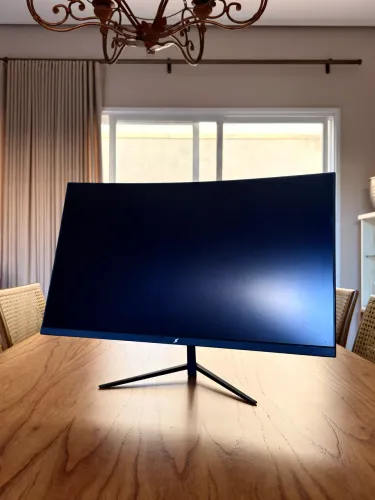 MONITOR SUPERFRAME 165HZ/24?/FULL HD + SUPORTE ARTICULADO (PEGO SEU USADO NA TROCA)